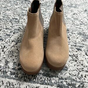 Sorel Chestnut Suede Chelsea Boot - Light Tan